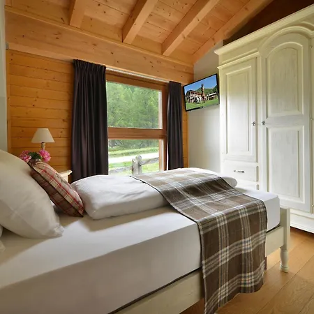 La Tresenda Hotel And Mountain Farm Livigno Exterior photo